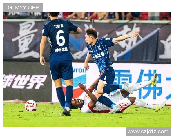 赛后分析：重庆足球队与武汉足球队球员个人能力对比与表现评估